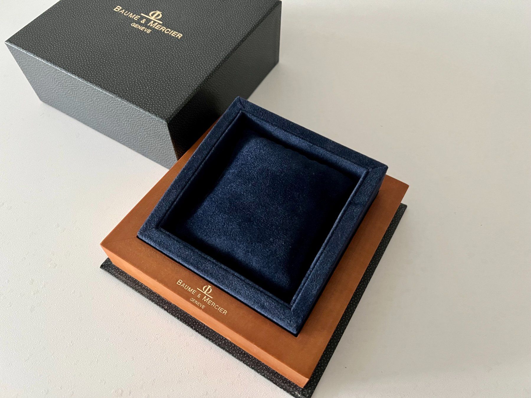 Baume & Mercier Orologi: BAUME & MERCIER square watch box, with outerbox – Nuovo (secondo la descrizione) da Mont-sur-Lausanne venduto da vmi_ym5l 3