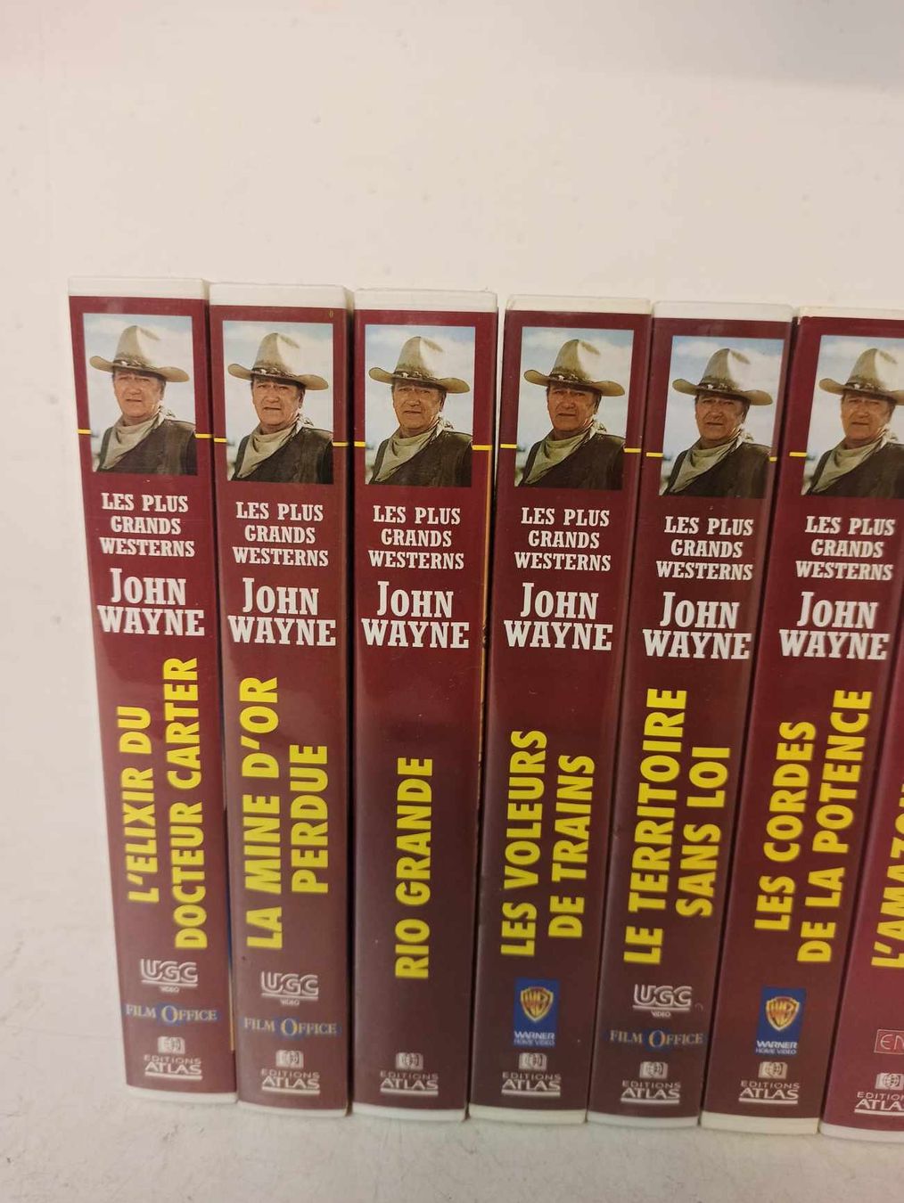Tutti i VHS: 18 X VHS JOHN WAYNE – Usato da La Chaux-de-Fonds venduto da Emmaus2300CDF 4