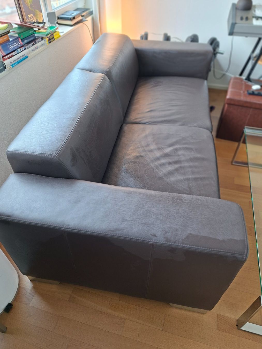 Sofas: Exklusives Wohnzimmer-Paket: Neuwertiges Design & High-End – Gebraucht aus Rorschach von Stirnrunzler 2