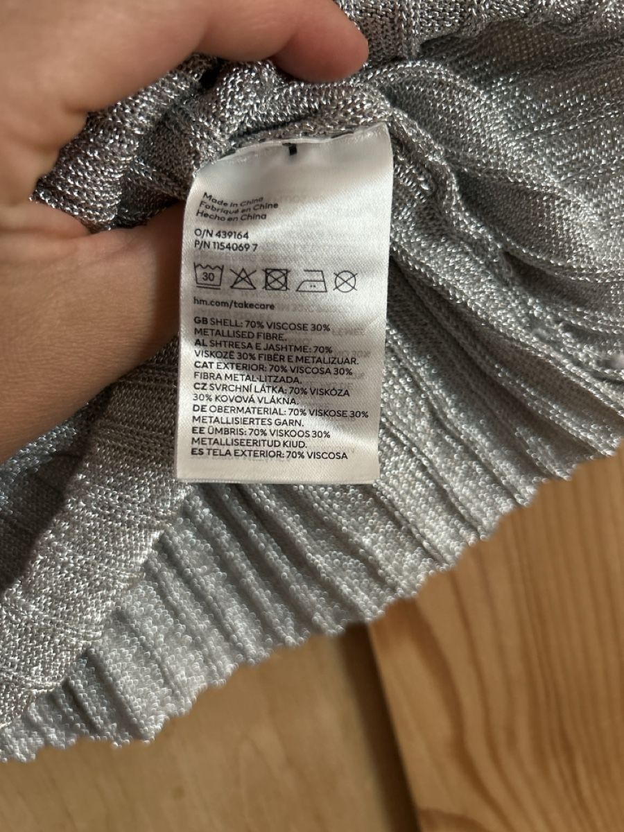 H&M Top: Top Silber Grösse S guter Zustand – Nuovo (secondo la descrizione) da Zürich venduto da jos_q8hp 2