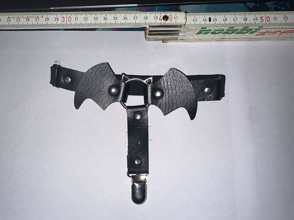 Unterwäsche: Strumpfhalter Gothic – Gebraucht aus Schlieren von S_Dragon