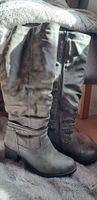 Damen Stiefel grau mit Nieten Grösse 39 guter Zustand