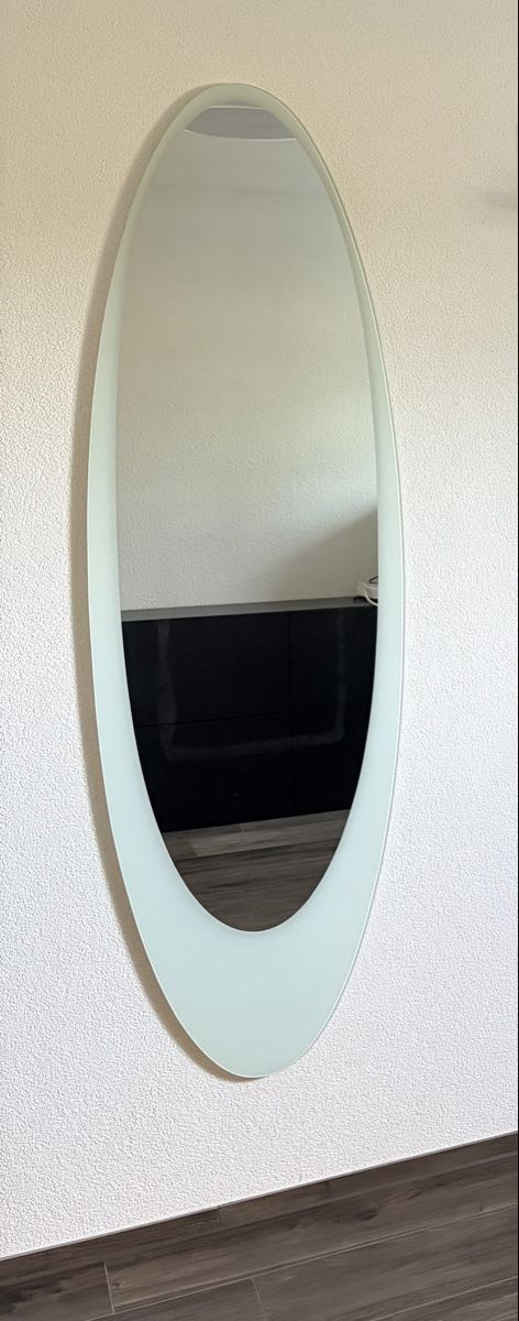 Miroirs: Spiegel oval – D'occasion à Wegenstetten par strobldav