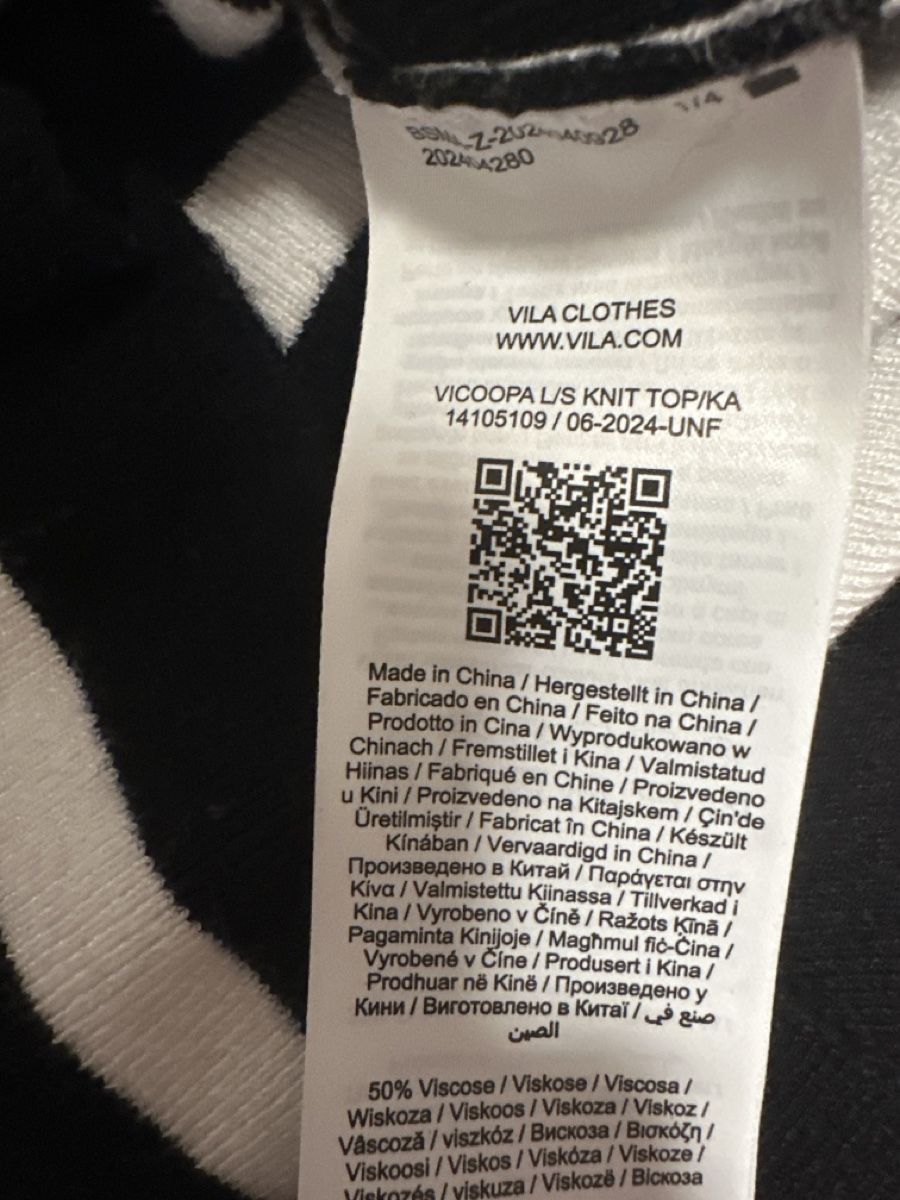 Vila Maglioni & Felpe: Vila Damen Pullover schwarz / weiss, Grösse M – Usato da Zug venduto da Hehe 3