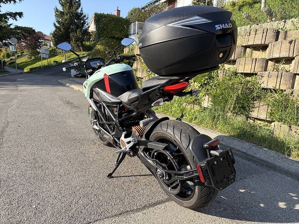 Strada: Zero SR/F - 2021 - 10700km - parfait etat – Usato da Brent venduto da NooK_CH 4
