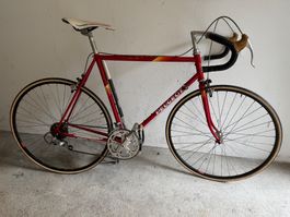Vintage Peugeot Rennvelo (12-Gang) – 80er Klassiker (Rot)