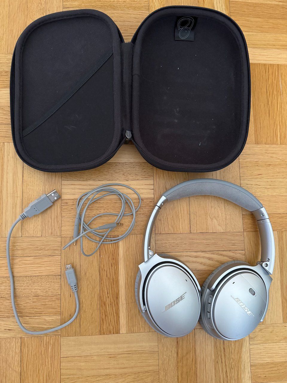 Bose Kopfhörer: BOSE QuietComfort Bluetooth Noise Cancelling Kopfhörer – Defekt aus Zürich von kanausonric