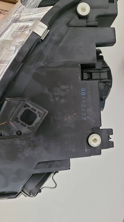 Fari: Audi A4 B7 / 2 neue Scheinwerfer Halogen – Usato da Flawil venduto da LC0815 4