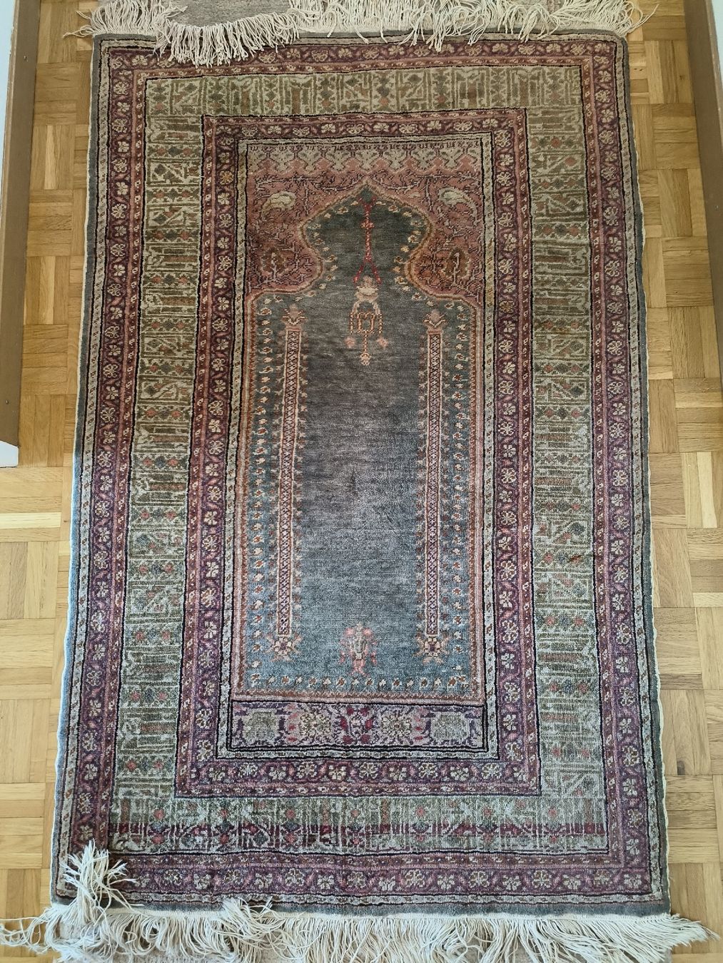 Tappeti: Perserteppich orientalischen Gebetsteppich. – Usato da Aesch BL venduto da Machsbesser