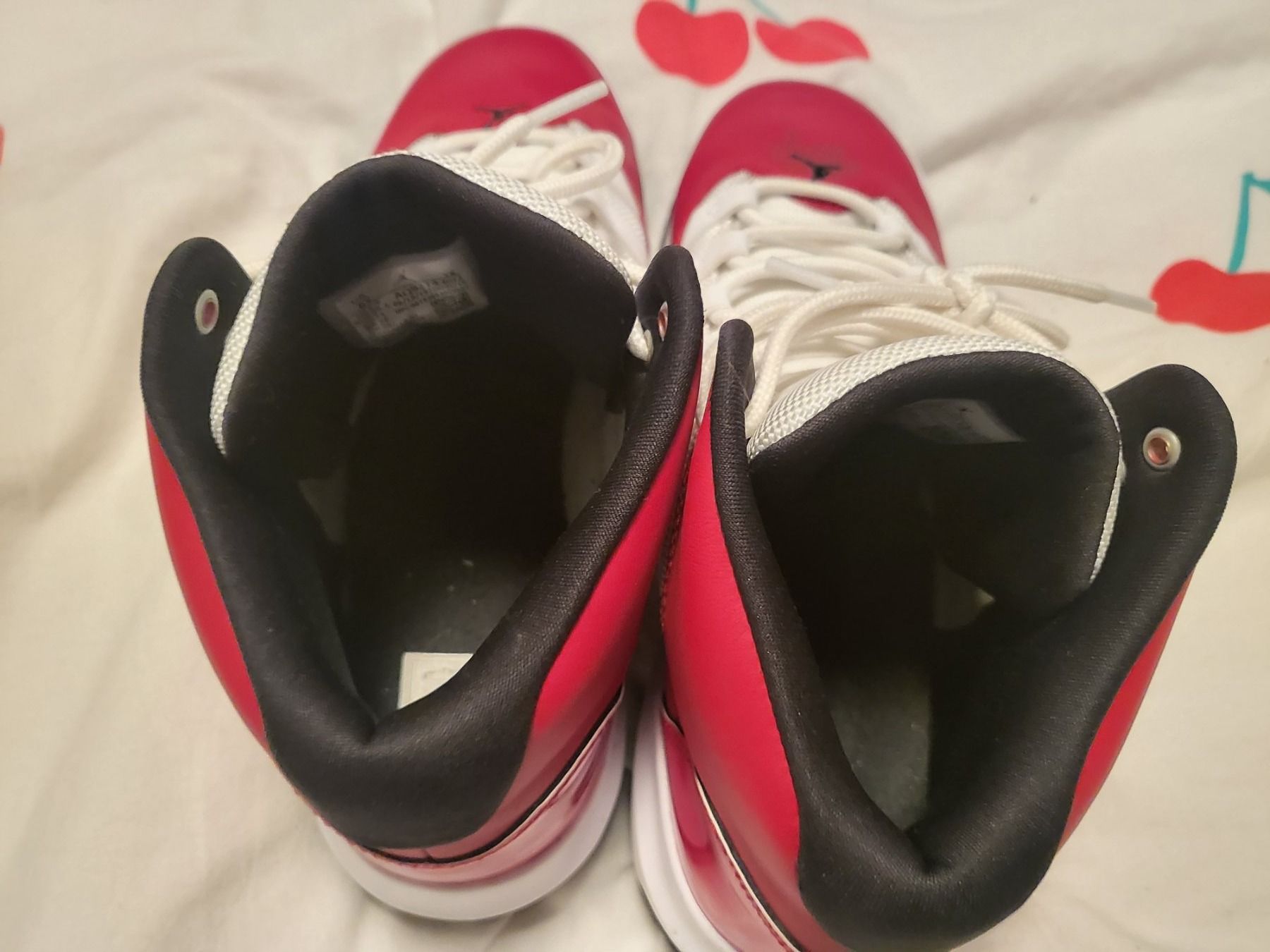 Jordan Herrenschuhe: Air Jordan 11 Retro – Neu (gemäss Beschreibung) aus Dietikon von Eleda 4