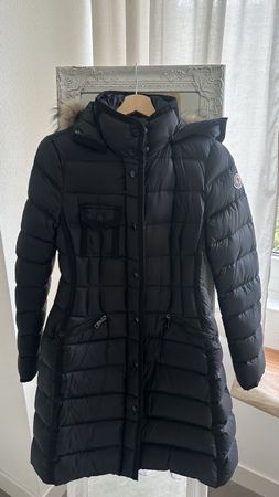 Moncler Daunenmantel, Top Zustand, selten gebraucht, wie neu