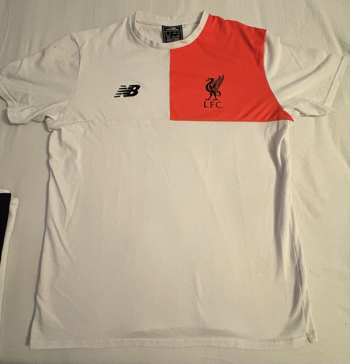 T-shirt: Liverpool T Shirt – Usato da Zürich venduto da mar_cns7