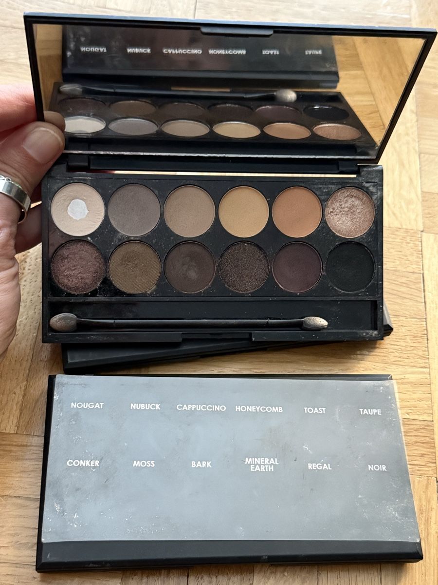 Maquillage: 4x Sleek Eyeshadow Palette i-Divine, letzte Reaktivierung – D'occasion à Leissigen par tahari 3