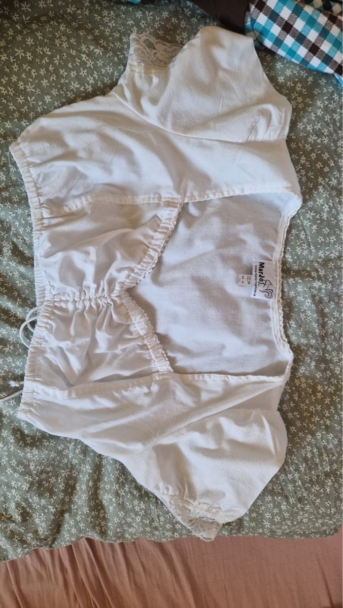 Robes: Dirndl zu verkaufen  – D'occasion à Waldstatt par dundeeshadow 3