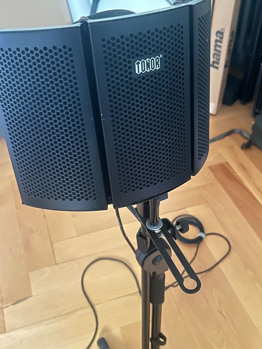 Focusrite Microfoni: Set Home Studio / Micro Audio-Technica AT2020 + Focusrite Sc – Usato da Le Locle venduto da Two_Time 4