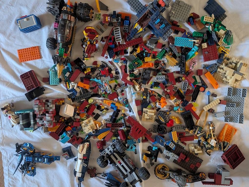 Lego Kit di costruzioni: Lego vrac – Usato da Nyon venduto da justamnesiac