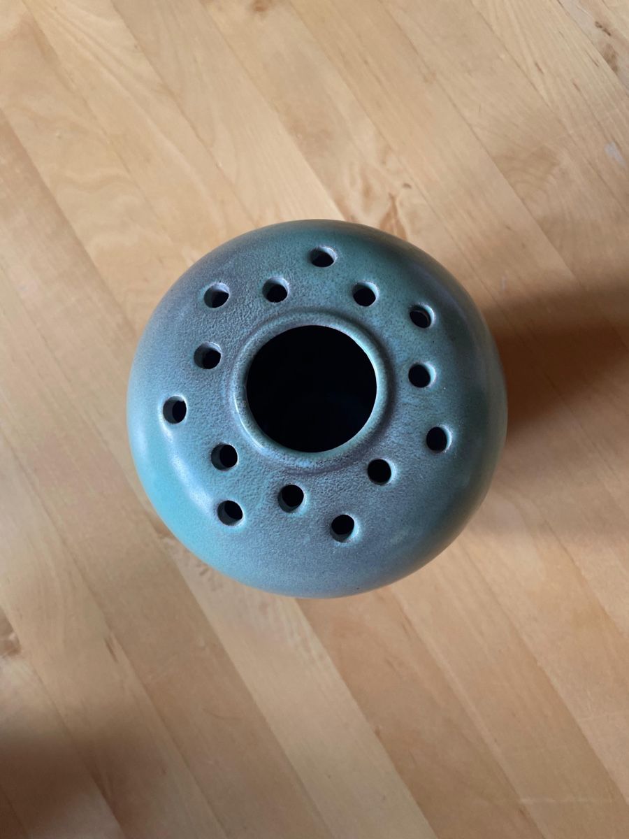 Vasi & Recipienti: Blumenvase Keramik türkis mit Einstecklöcher – Nuovo (secondo la descrizione) da Langenthal venduto da BRF.97