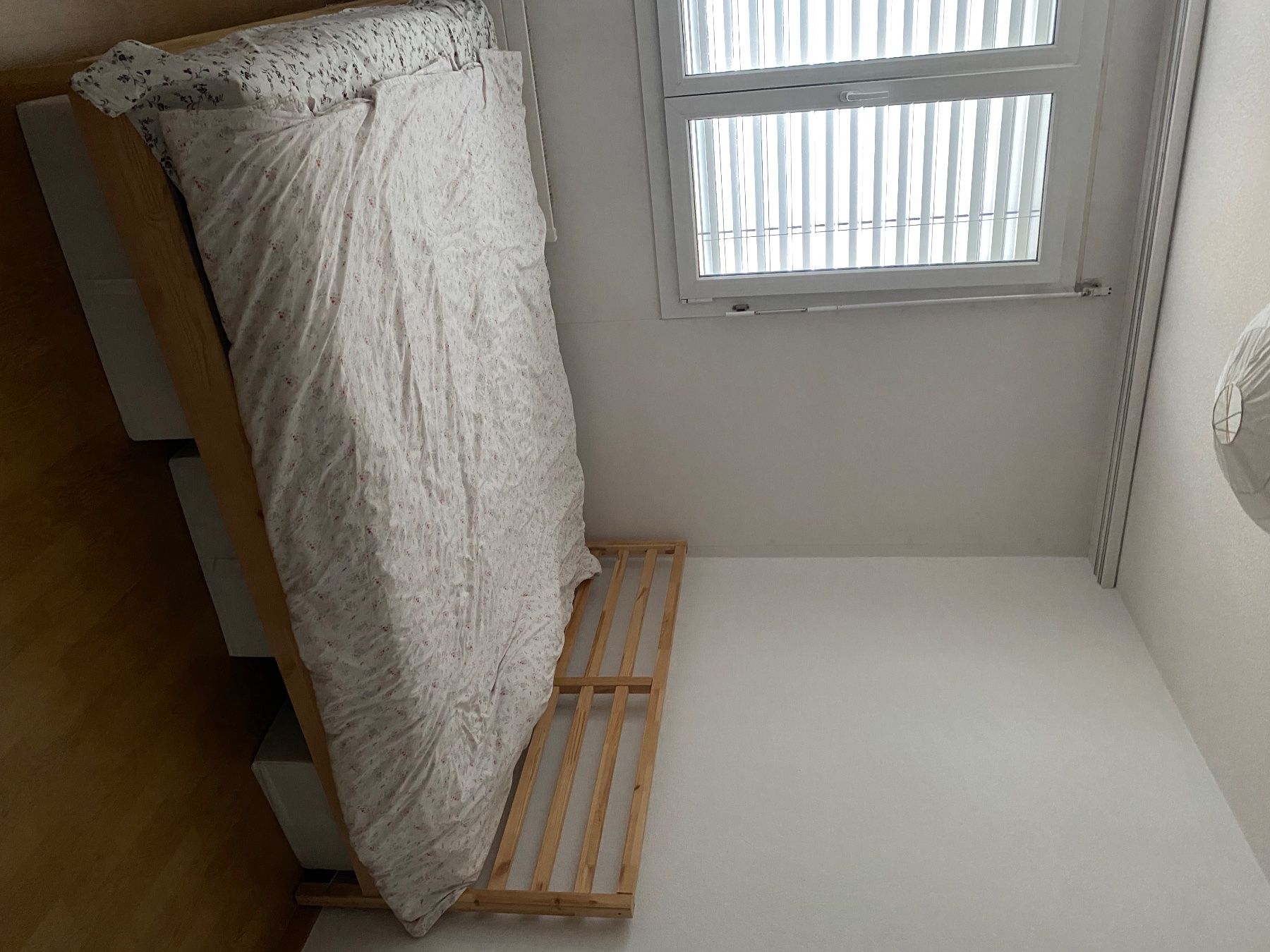 Ikea Betten: Schönes Holzbett – Gebraucht aus Bern von saf_p6v7