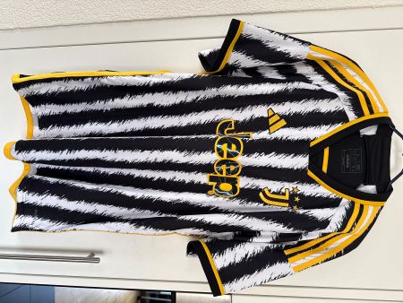 Original Juventus Turin Trikot 2023/2024, Neu