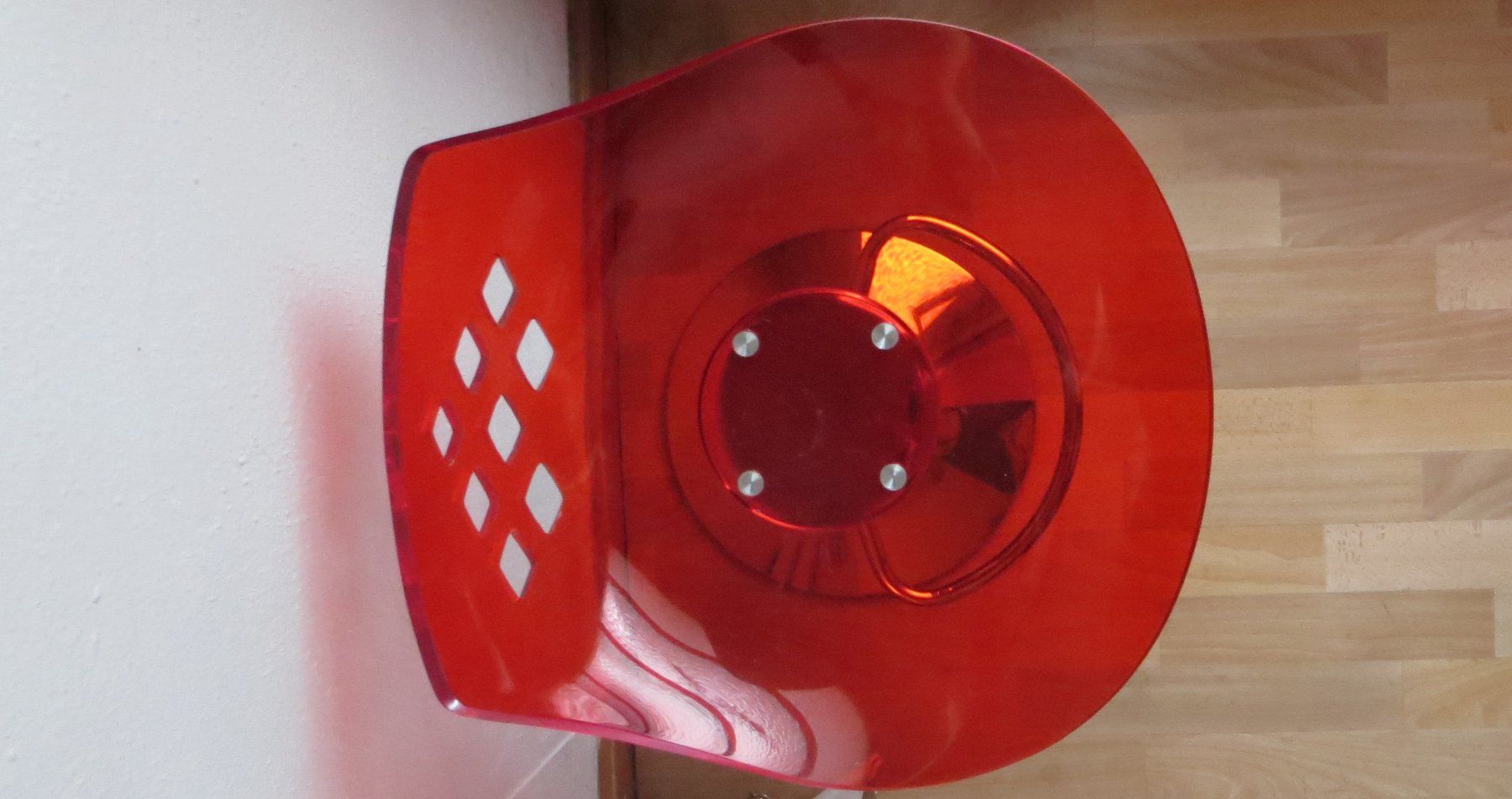 Hocker: Schön: Barhocker rot aus Chromstahl & Polymethylmethacrylat – Gebraucht aus Allschwil von Boutique_16b 6