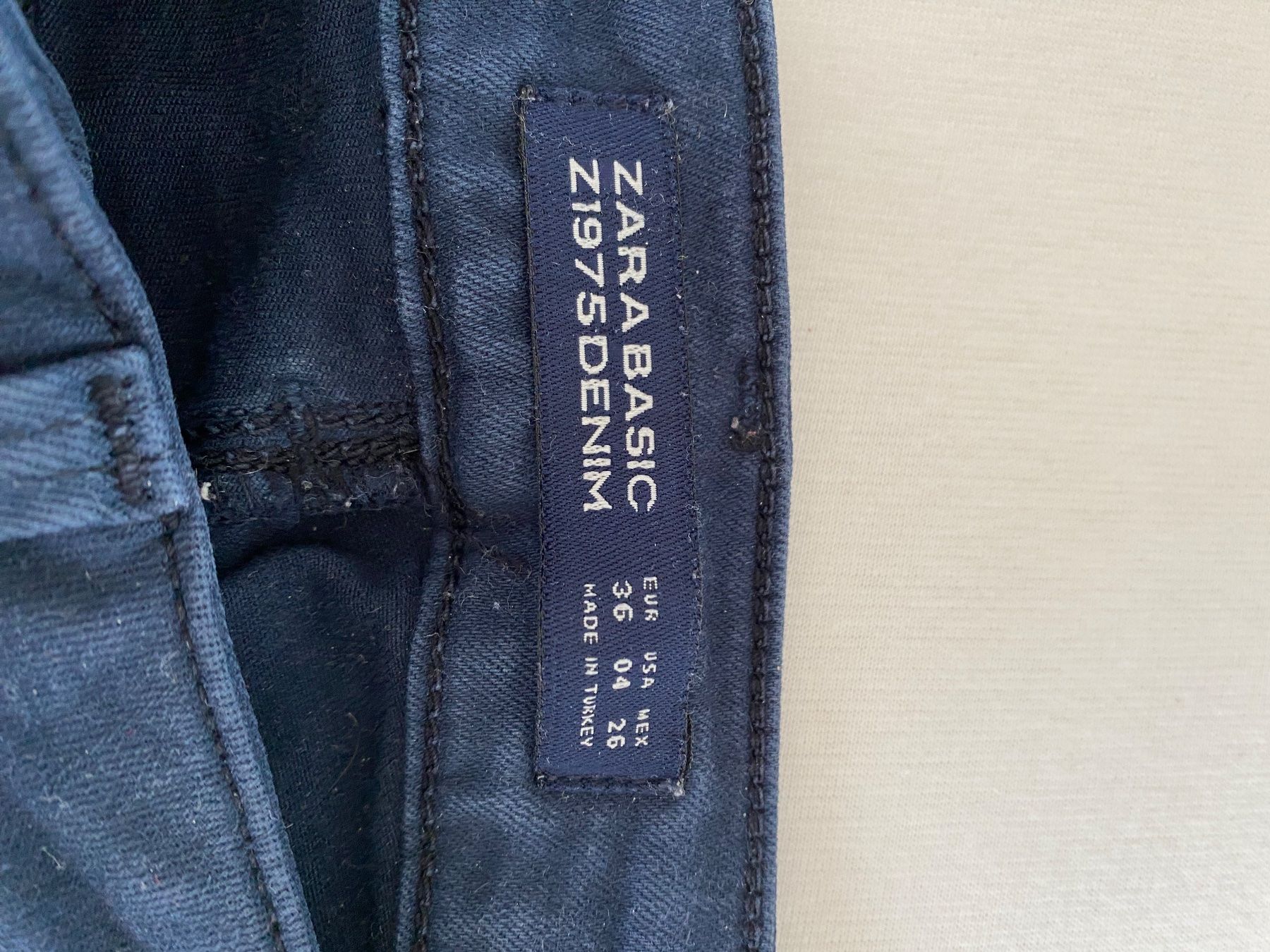 Jeans: Zara Jeans Blau – Usato da Zürich venduto da yae56 1