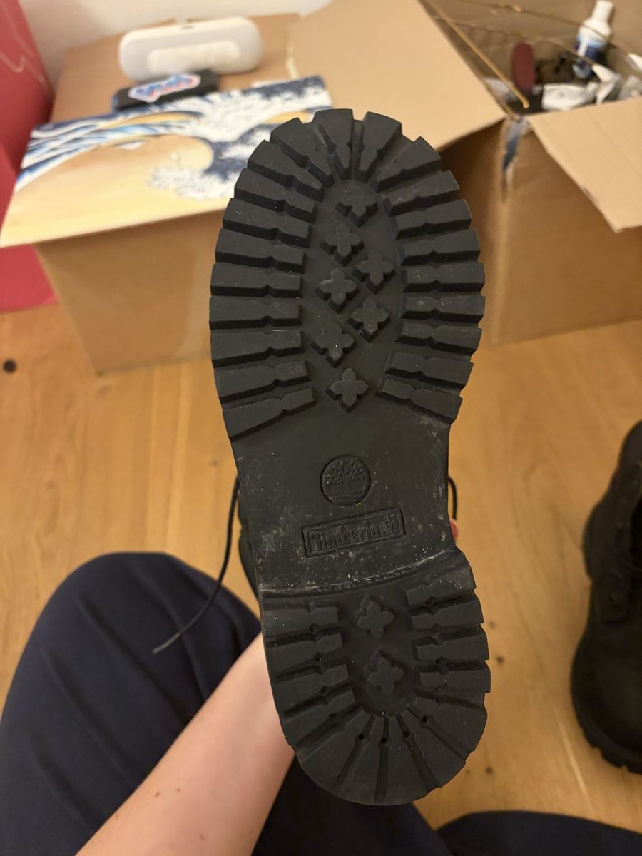 Timberland Damenschuhe: Schwarze Timberland Boots – Gebraucht aus Wettingen von liv_k2bp 3