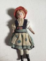 Herziges „ Biedermeier „ Püppchen