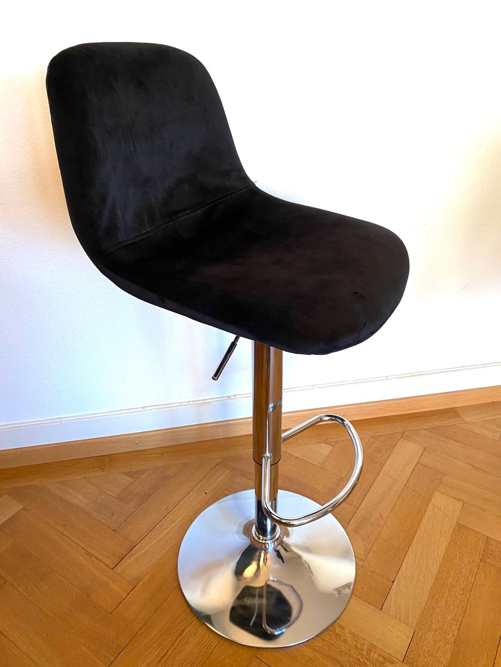 Hochstühle: Barhockers Sessels Chairs Samt – Gebraucht aus Olten von sportwelt 6