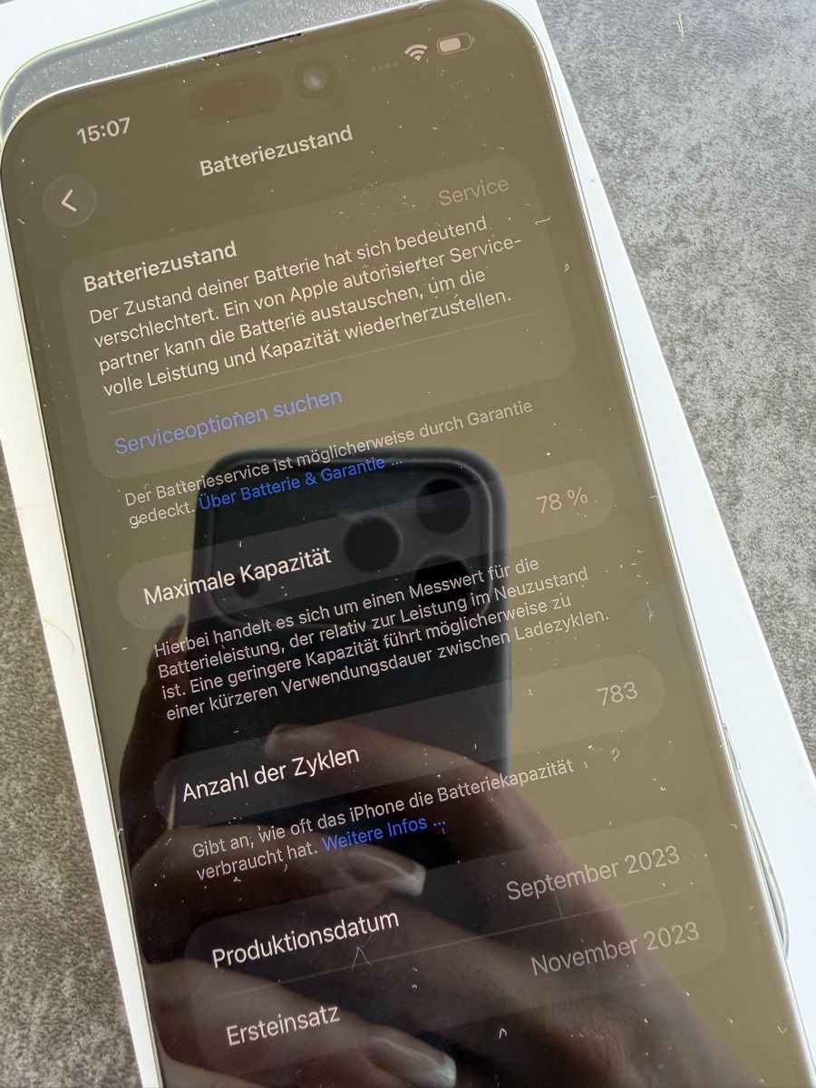 Apple Handys / Smartphones: Iphone 15 Pro Max – Gebraucht aus Stetten AG von cyr_9n28 3