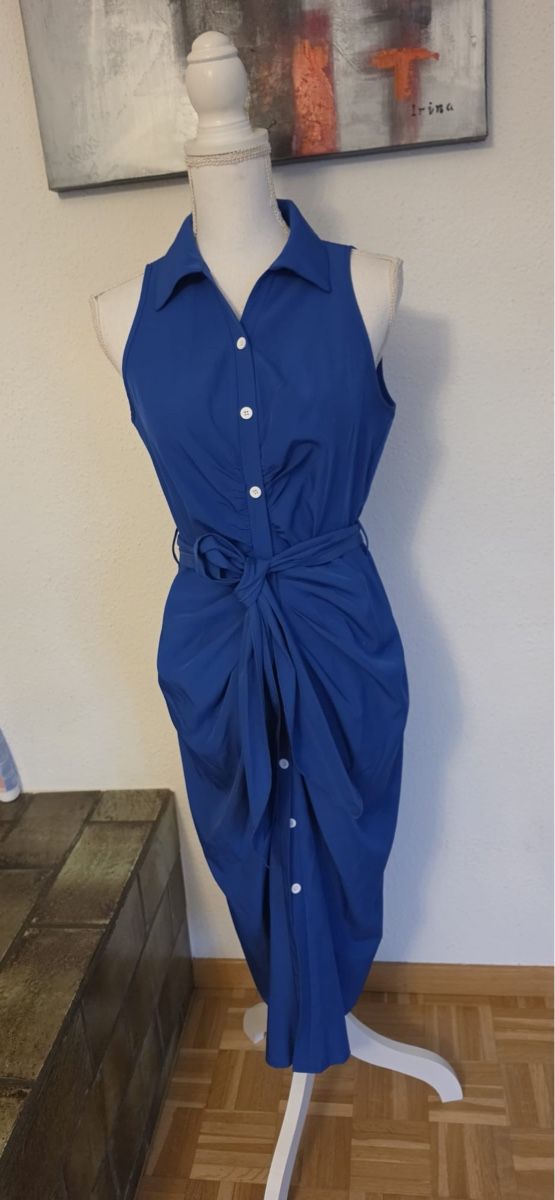 Kleider: Wunderschönes blaues Sommerkleid Gr. S modisch & elegant – Gebraucht aus St. Gallen von mania03