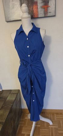 Wunderschönes blaues Sommerkleid Gr. S modisch & elegant