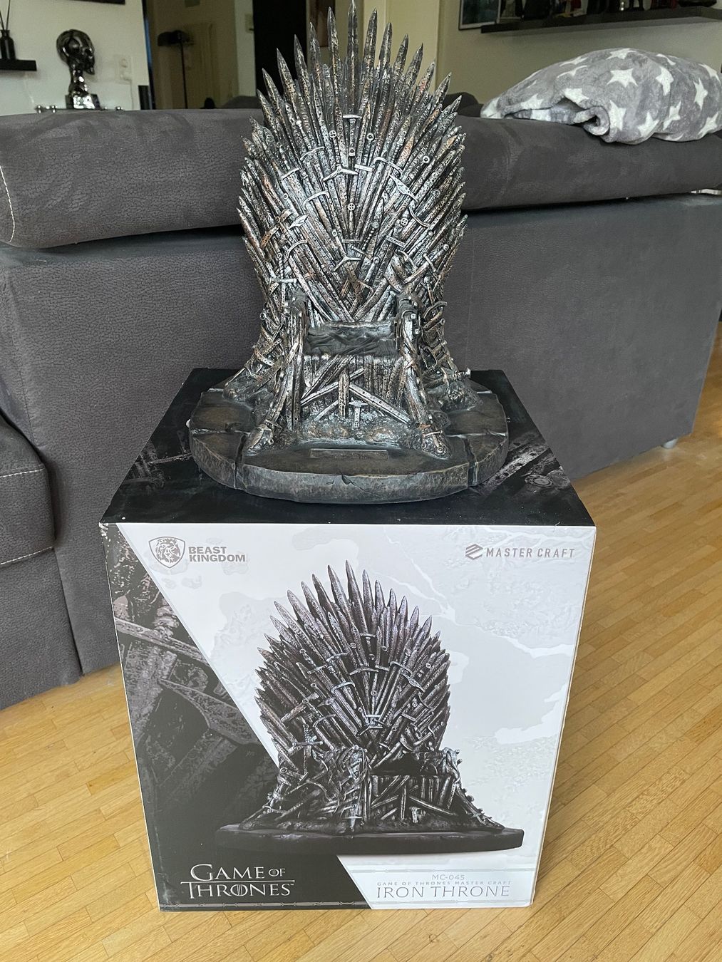Statuette: IRON THRONE - GAME OF THRONES - MASTER CRAFT STATUE – Usato da Egg b. Zürich venduto da underworld 5