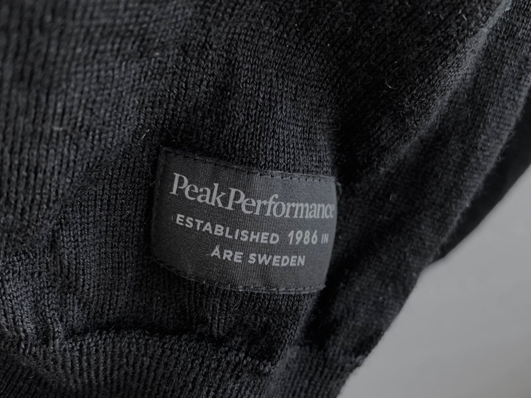 Peak Performance Maglioni & Felpe: Herren Pullover von Peak Performance – Usato da Bern venduto da Fraeuleinhonig 3