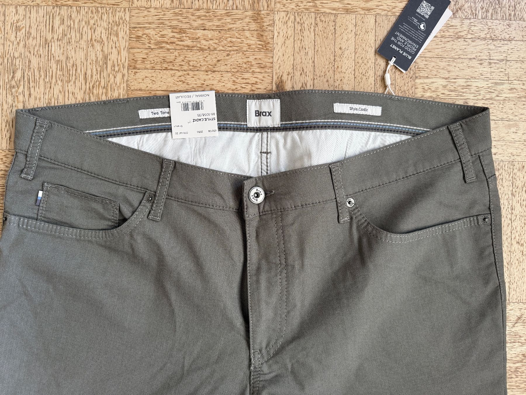Brax Pantaloni: 3 Hosen von Brax neu – Nuovo e nell'imballaggio originale da Zürich venduto da bluebirdmon 7