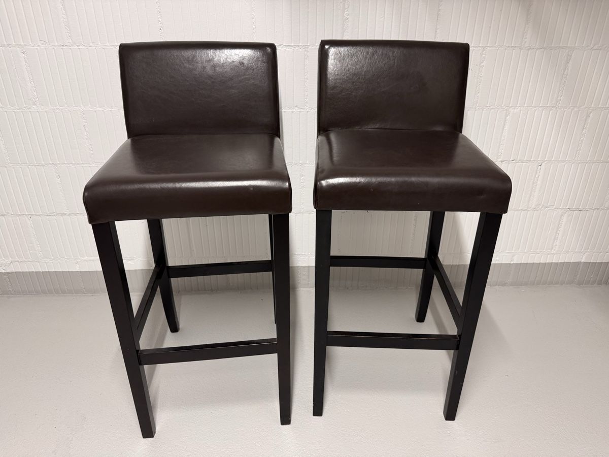 Sgabelli:  2 Stk Barhocker mit braunem Leder  – Usato da Wil SG venduto da flo_svr7