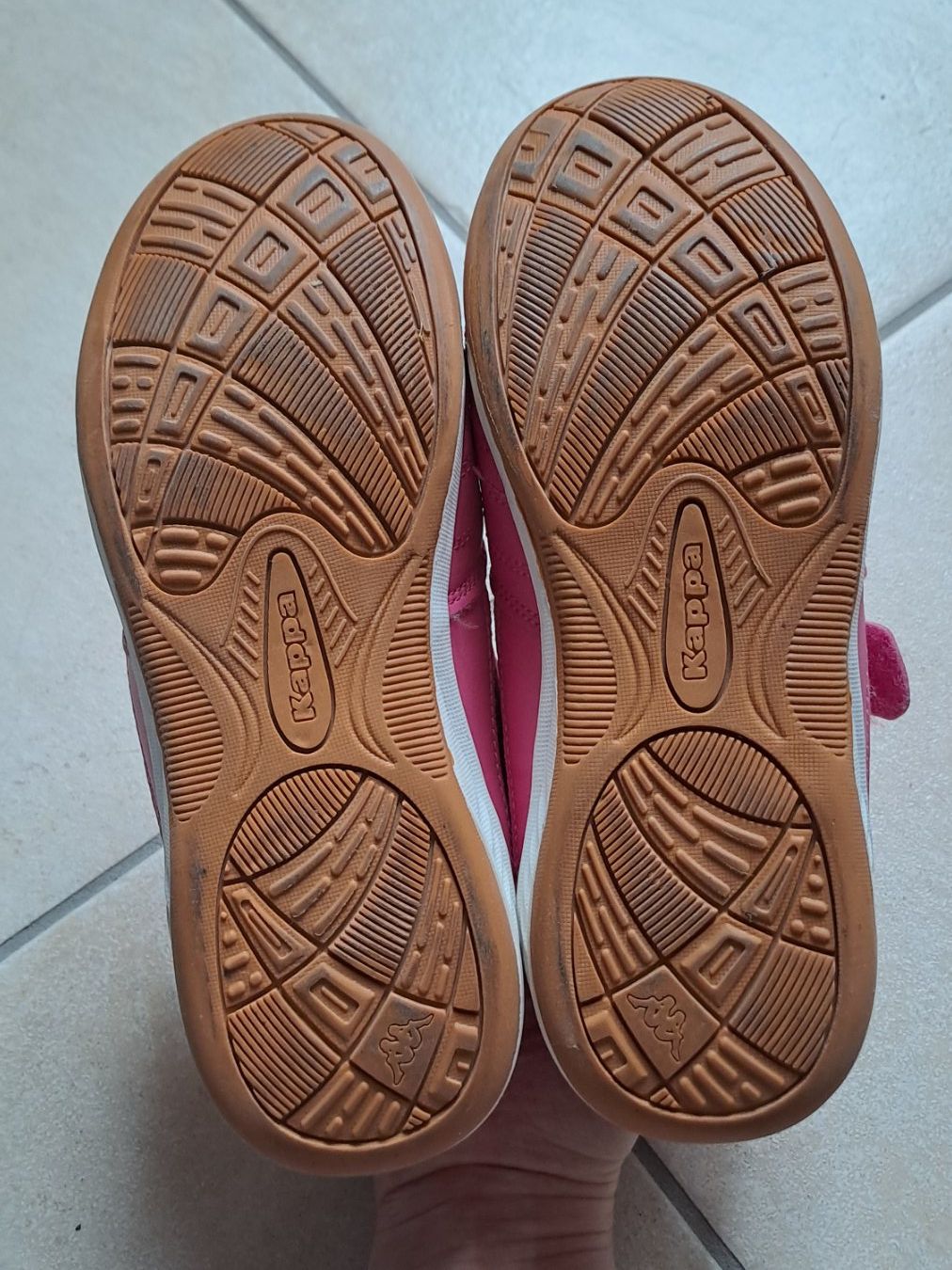 Kappa Scarpe per ragazze: Turnschuhe von Kappa Grösse 35 – Usato da Staufen venduto da mencel 3
