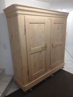 Schöner 2 Türiger Tannenschrank ( Zerlegbar )