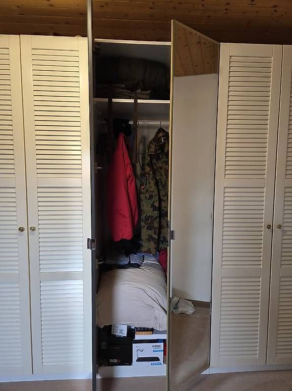 Ikea Armoires: Schlafzimmer Kasten – D'occasion à Full-Reuenthal par kra_zxj2 1