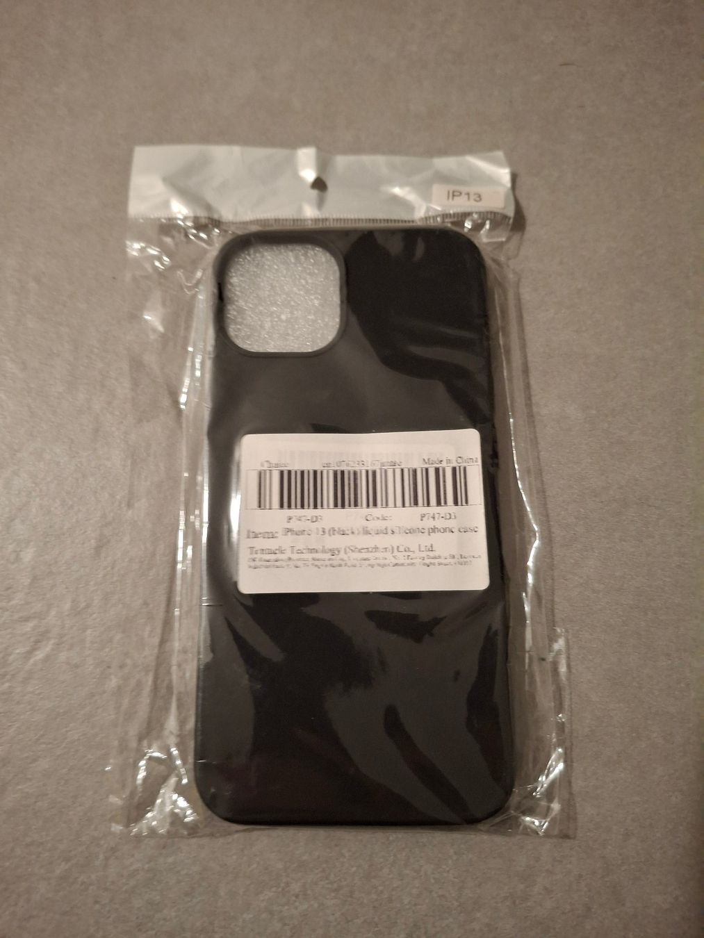 Apple Covers & Schutzfolien: iPhone 13 Hülle, Schwarz, Neu & OVP! – Gebraucht aus Bettlach von chichox3