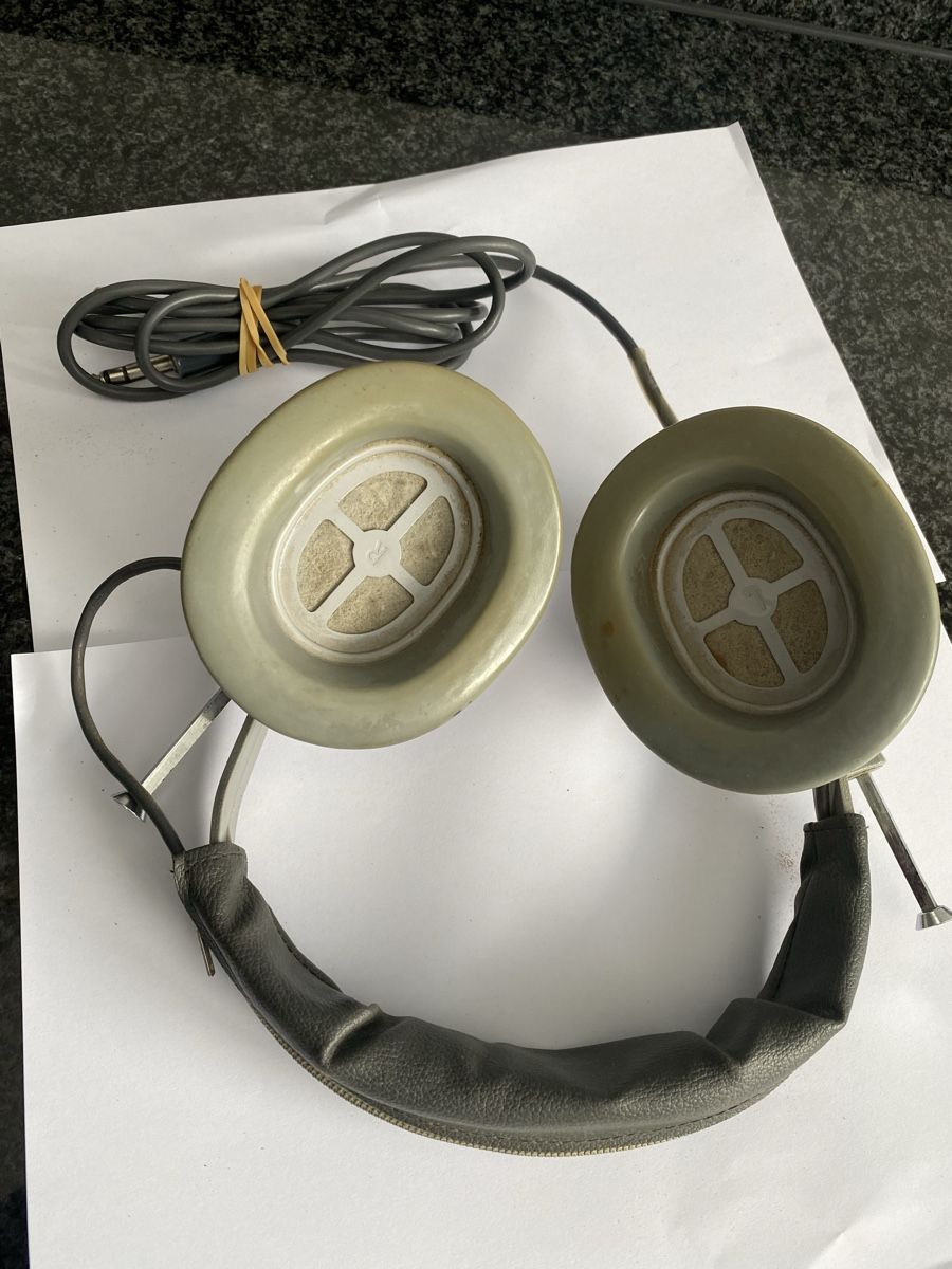 Pioneer Kopfhörer: Pioneer Kopfhörer SE - 2P – Defekt aus Luzern von Harikan 3