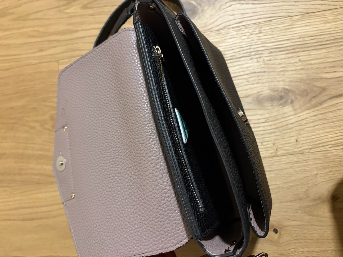 Guess Borse da donna: Umhängetasche Guess schwarz – Usato da Davos Dorf venduto da Anna3313 2