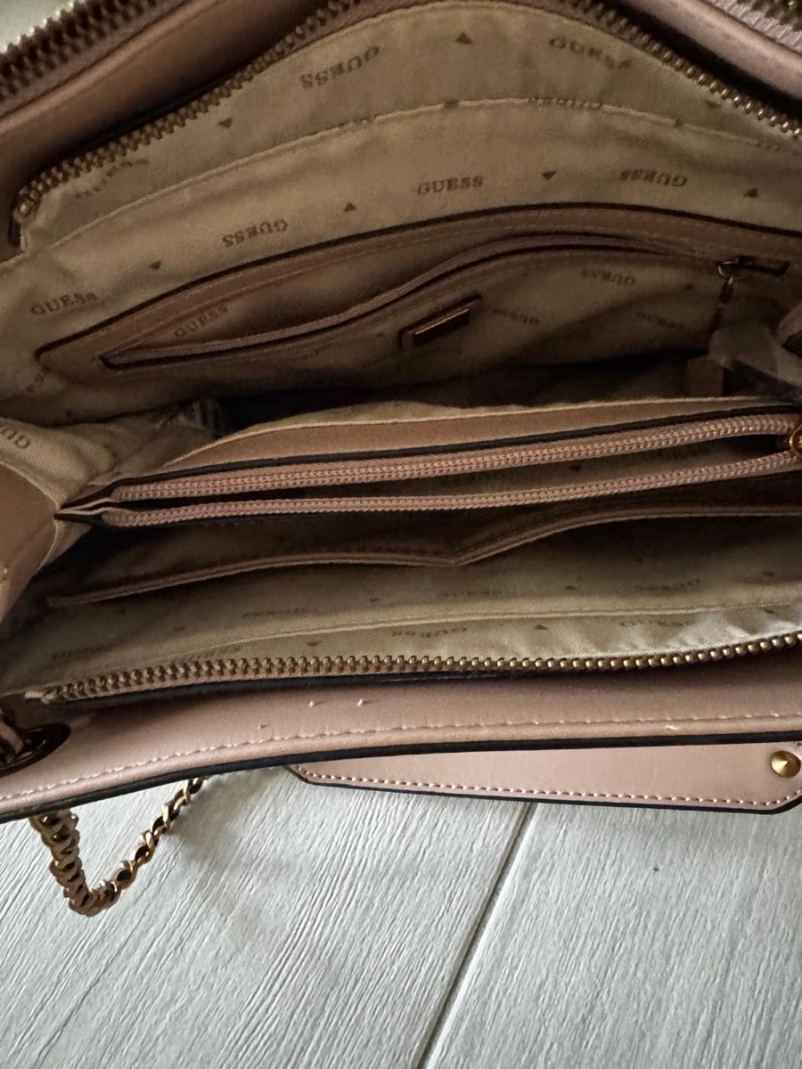 Borse da donna: Elegante Guess Handtasche – Nuovo (secondo la descrizione) da Heerbrugg venduto da l.j.s 1