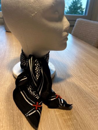 Foulard mit Muster von Pepe Jeans  51x51 cm