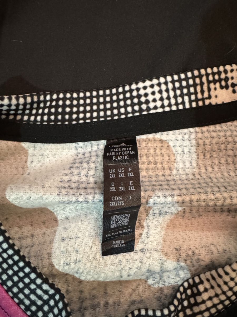 Adidas T-shirt: Adidas Shirt, XXL – Usato da Wettingen venduto da Chuljaa 1