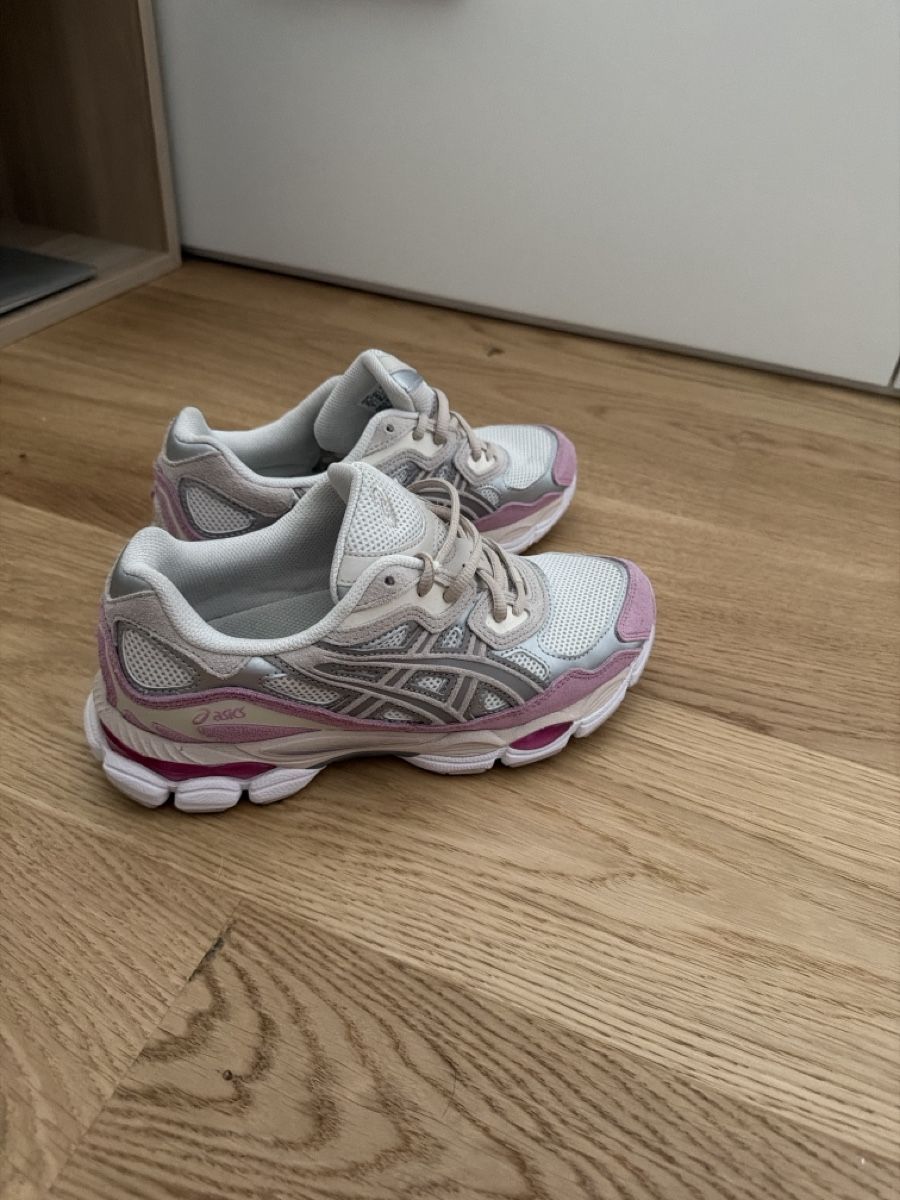 Asics Scarpe da uomo: asics gel new york – Nuovo (secondo la descrizione) da Carouge GE venduto da goi_krq7