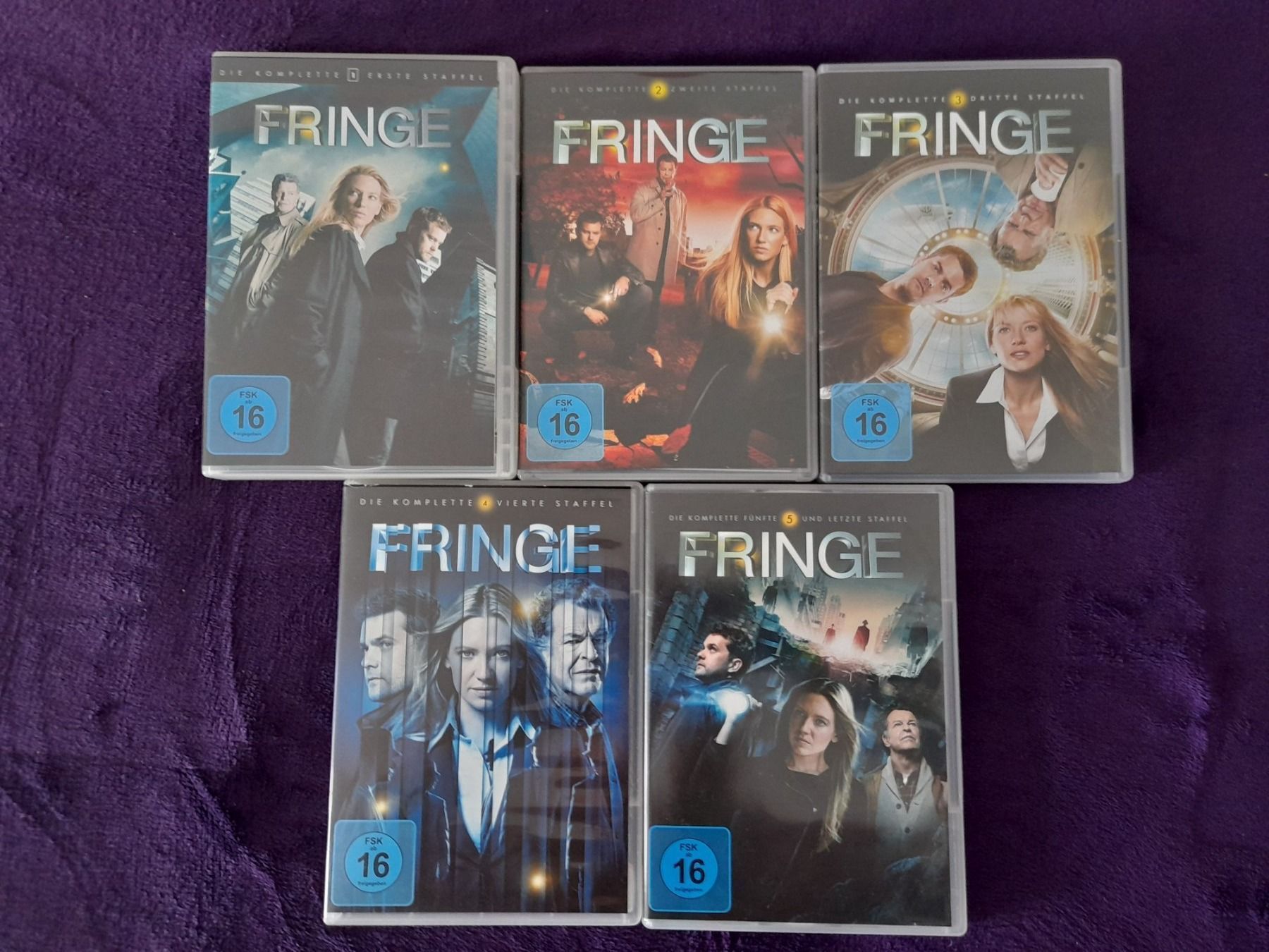 Tous les DVDs: FRINGE STAFFEL 1 - 5 – D'occasion à Aesch BL par Burschi59