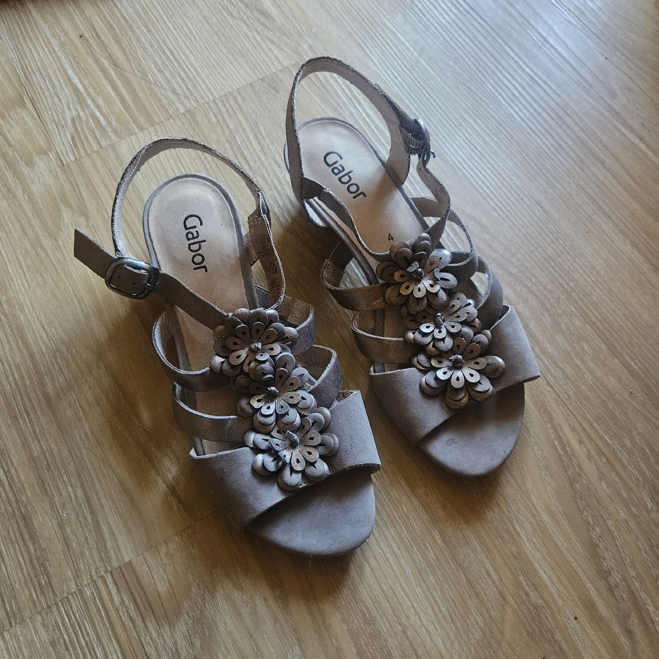 Gabor Damenschuhe: Wunderschöne Gabor Sandaletten Gr: 4 NEU – Neu (gemäss Beschreibung) aus Eglisau von kaya024 2