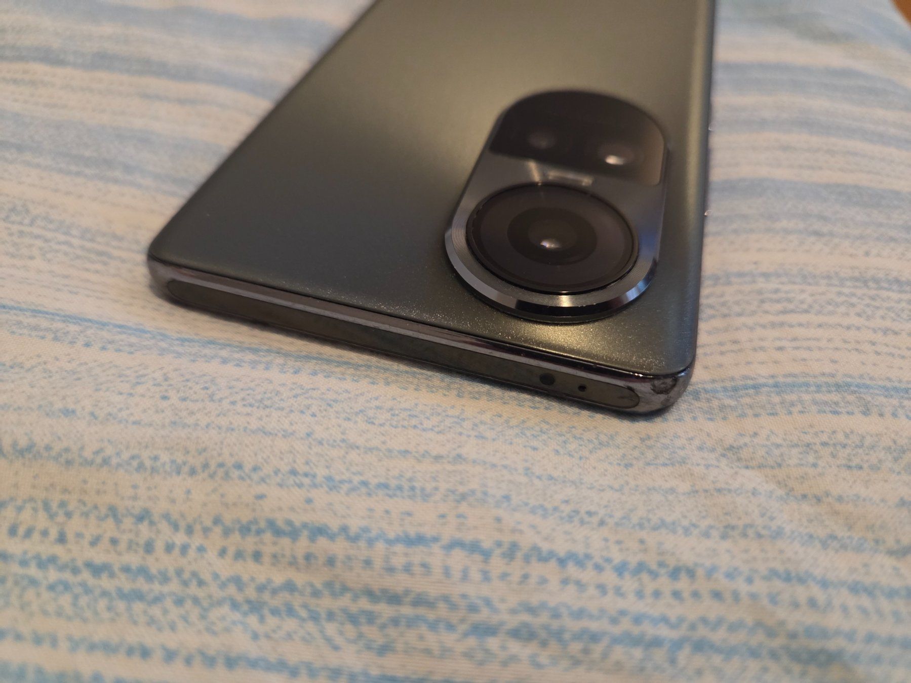 Oppo Handys / Smartphones: Oppo Reno 10 Pro 5G – Gebraucht aus Dietikon von Nikola 8