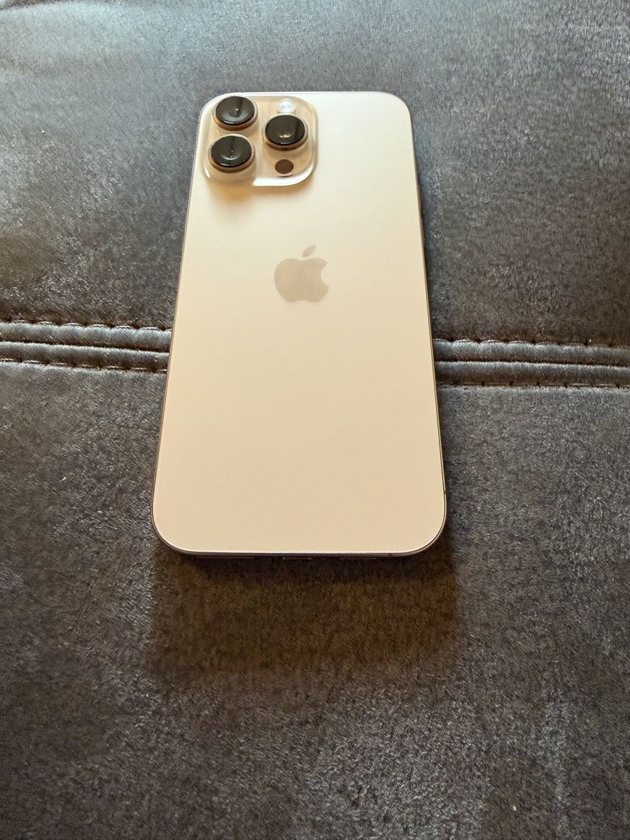 Apple Portables: Iphone 16 pro max 256 – D'occasion à hettiswil par nicobubu 6