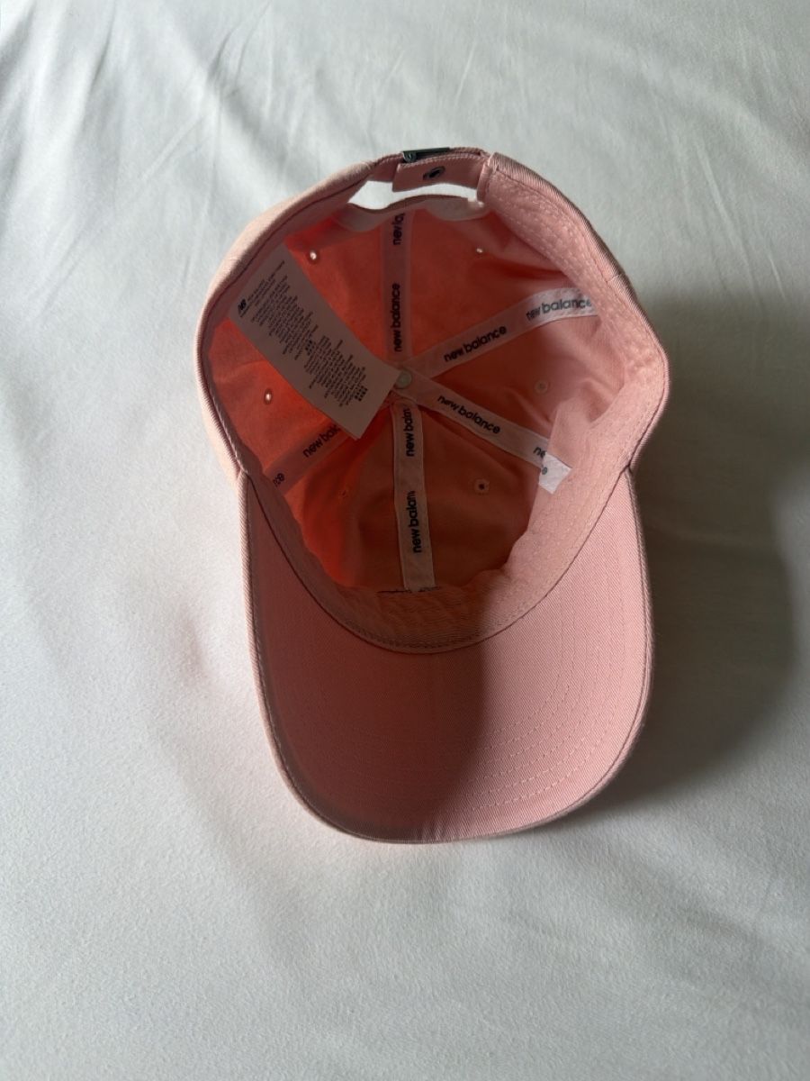 Altro in  Abbigliamento & Accessori: New Balance Cap Rosa – Nuovo e nell'imballaggio originale da Zürich venduto da sppeidkryo 1